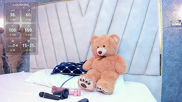 AmyStar1 online show from 11-22-25, 09:25