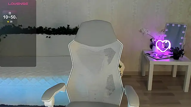 ArleneThomas online show from 10-04-25, 12:58