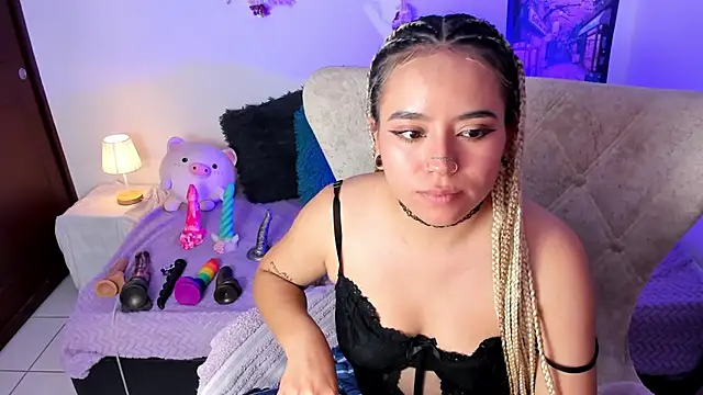 Snapshot of Nataliahenao69 chatting on 08-03-26, 04:00 Nataliahenao69 online show from 08-03-26, 04:00