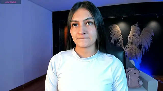 AidaJones online show from 12-05-25, 11:30