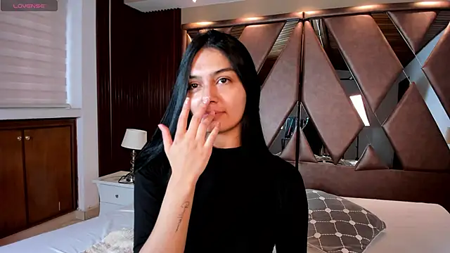 AidaJones online show from 04-16-26, 11:33