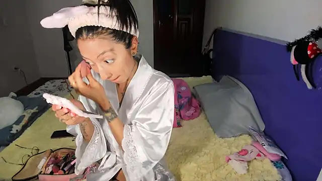 Anais lux online show from 04-14-26, 11:55