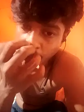 Snapshot of 6yon chatting on 09-08-25, 07:46 6yon online show from 09-08-25, 07:46