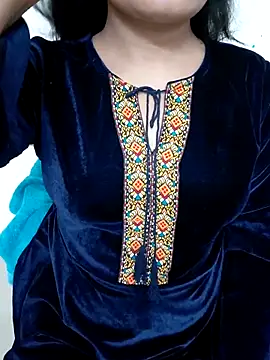 Aavya 007 online show from 10-28-25, 03:32