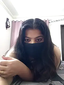 Snapshot of Aavya_007 chatting on 05-12-26, 04:26 Aavya 007 online show from 05-12-26, 04:26