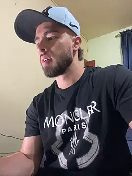 Snapshot of MaxDell chatting on 09-11-25, 11:16 MaxDell online show from 09-11-25, 11:16