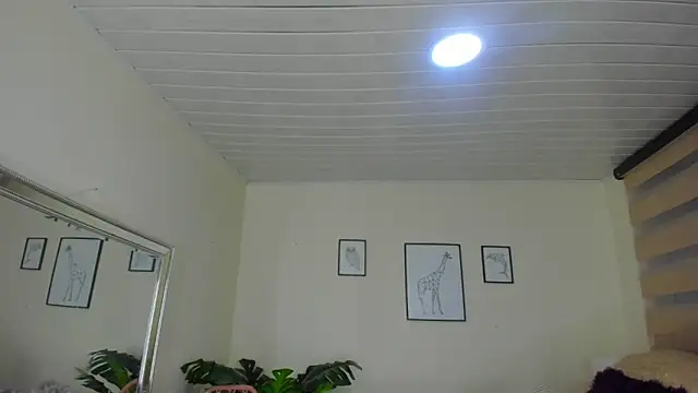 Snapshot of LusyKitty chatting on 09-22-25, 03:14 LusyKitty online show from 09-22-25, 03:14