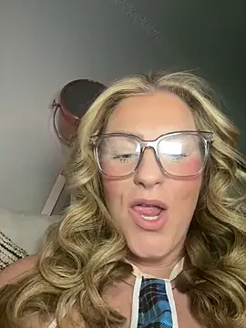 Charleigh xx online show from 06-07-26, 05:11