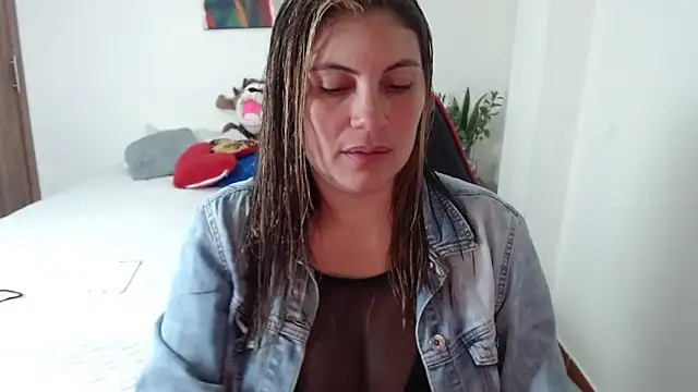 Secret Bella online show from 11-07-25, 11:32