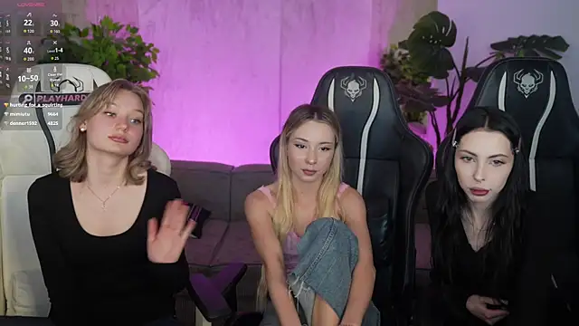 VivianSweet  online show from 04-25-26, 01:41