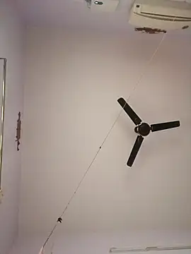 Snapshot of monster-dickk chatting on 12-14-25, 01:44 monster-dickk online show from 12-14-25, 01:44