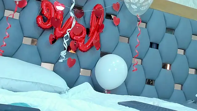 crystal sm online show from 02-15-26, 07:51