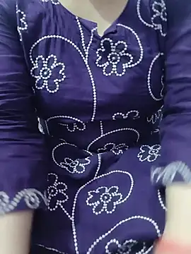Snapshot of roshni_agrawal0 chatting on 07-24-26, 06:00 roshni agrawal0 online show from 07-24-26, 06:00