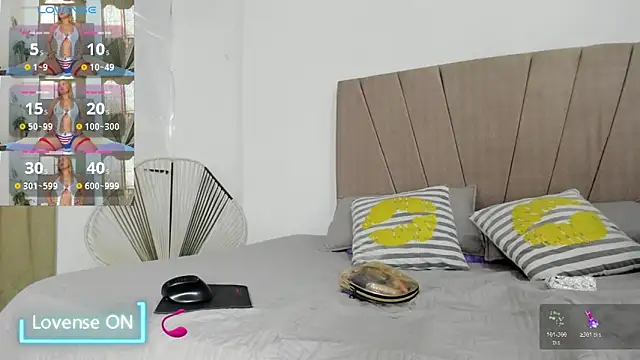 Lady miss    online show from 11-13-25, 12:48