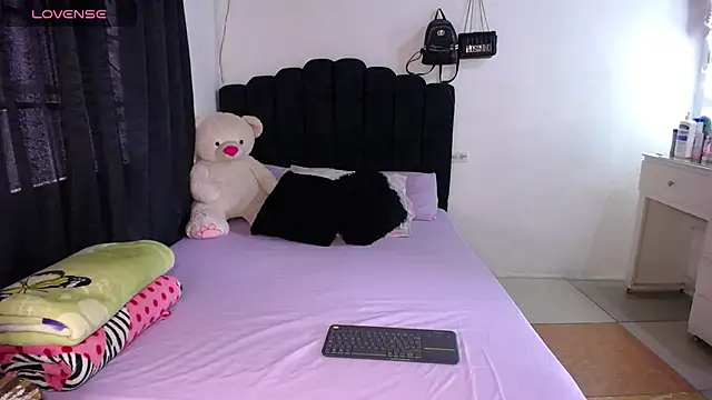 eileen  hills online show from 03-05-26, 03:19