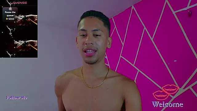 dylan apol0 online show from 11-30-25, 12:03