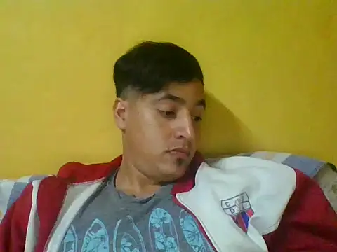 Snapshot of RVJM chatting on 11-04-25, 11:48 RVJM online show from 11-04-25, 11:48