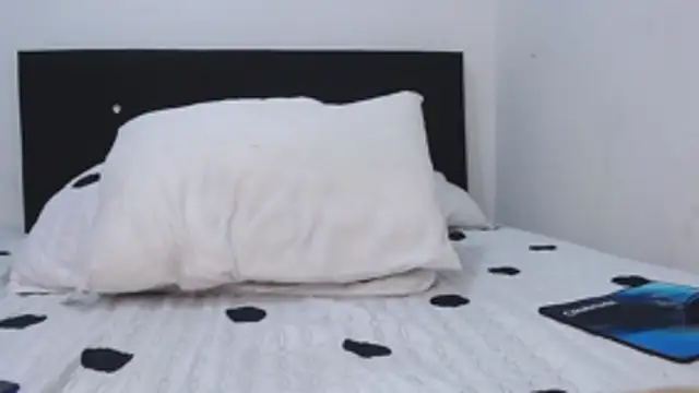 Ethanho0t online show from 12-20-25, 09:44