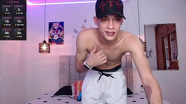 Snapshot of Ethanho0t chatting on 03-15-26, 06:30 Ethanho0t online show from 03-15-26, 06:30