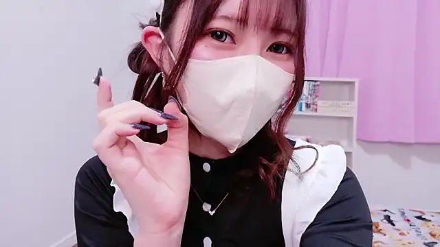 Snapshot of MOEMOE-Q chatting on 10-30-25, 05:13 MOEMOE-Q online show from 10-30-25, 05:13