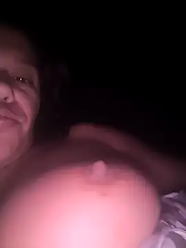 Snapshot of jojo_surfistinha89 chatting on 10-29-25, 03:53 jojo surfistinha89 online show from 10-29-25, 03:53