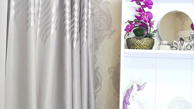 AlexisDevine online show from 02-16-26, 05:25