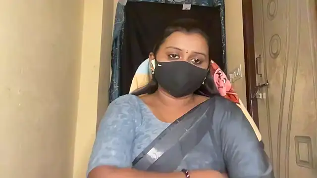 Pavani-Sexy online show from 03-11-26, 06:58