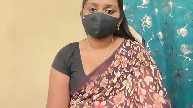 Snapshot of Pavani-Sexy chatting on 05-08-26, 06:46 Pavani-Sexy online show from 05-08-26, 06:46