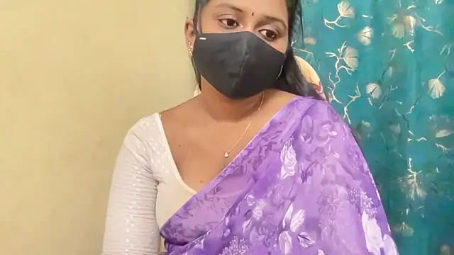Snapshot of Pavani-Sexy chatting on 05-09-26, 06:02 Pavani-Sexy online show from 05-09-26, 06:02