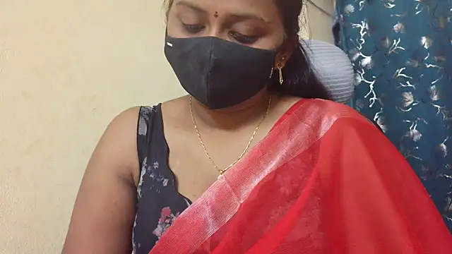 Snapshot of Pavani-Sexy chatting on 06-04-26, 06:08 Pavani-Sexy online show from 06-04-26, 06:08