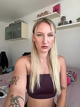 Snapshot of NattieBoo chatting on 07-01-26, 07:10 NattieBoo online show from 07-01-26, 07:10