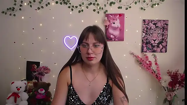 Amanda Bright  online show from 07-16-26, 11:16