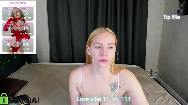 Anna Chelsea online show from 10-21-25, 12:44