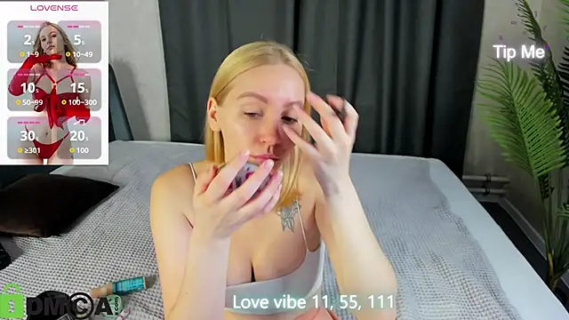 Anna Chelsea online show from 11-03-25, 12:46