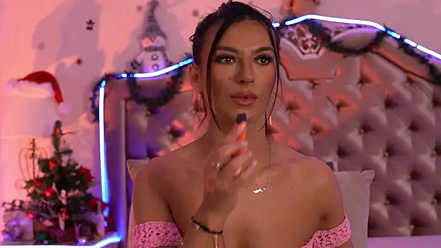 KinkyAmelie online show from 12-18-25, 06:36