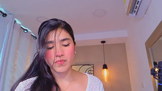 Lia Mar  online show from 05-26-26, 06:15