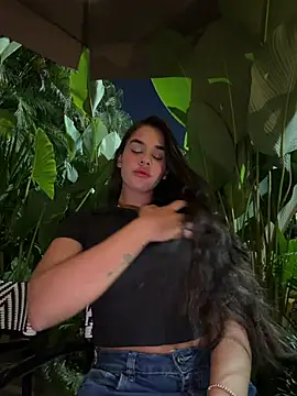 BellaLeclair online show from 03-13-26, 11:44