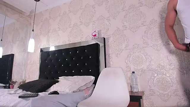 ThiagoBlaze online show from 09-18-25, 03:08