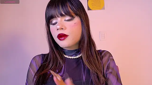 Snapshot of NATASHAA_WINZ chatting on 09-11-25, 04:23 NATASHAA WINZ online show from 09-11-25, 04:23