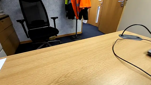 Oorse1966 online show from 11-12-25, 11:54