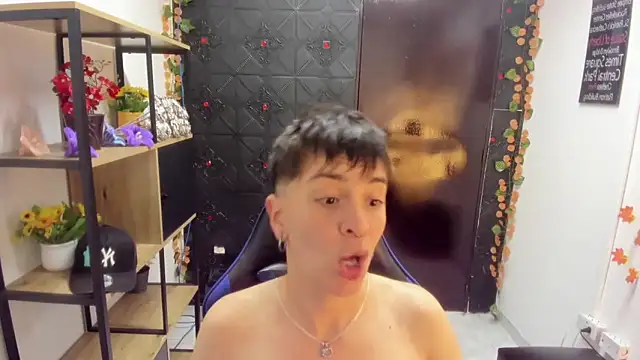  Hannah Hot online show from 04-22-26, 02:14