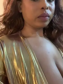 jayjayja19 online show from 04-26-26, 03:04