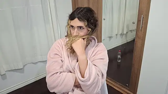 kayleesims  online show from 04-28-26, 02:38