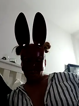 LightskinBumpa online show from 10-04-25, 12:41