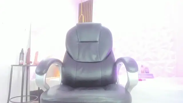 Ricky Owens1 online show from 10-11-25, 01:20