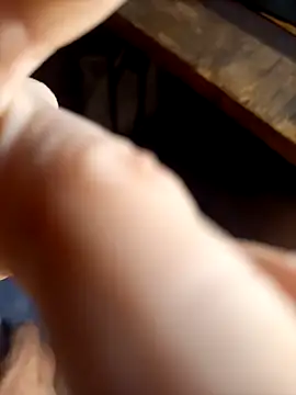 Snapshot of Endriuu09 chatting on 10-27-25, 11:09 Endriuu09 online show from 10-27-25, 11:09