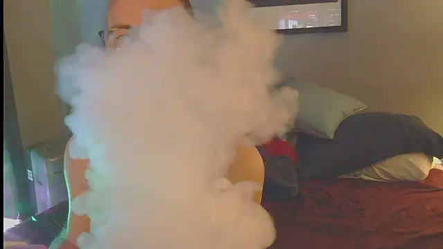 Snapshot of NWBuilt chatting on 11-12-25, 03:07 NWBuilt online show from 11-12-25, 03:07