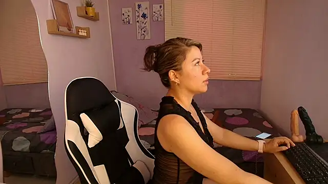 luna desiree online show from 03-11-26, 08:26