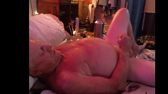 Pussyeat2please online show from 11-21-25, 08:13