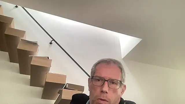 choupipat1 online show from 04-06-26, 01:12